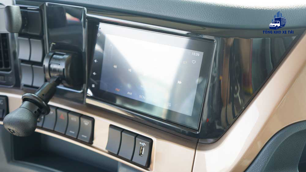 Xe Ben 4 Chân ChengLong H7 390HP Thùng U 15 Khối (Cầu Dầu)